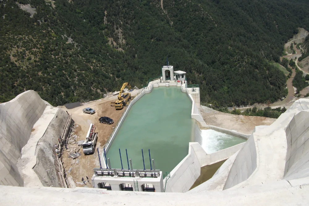Kale Regülatörü ve Hidroelektrik Santrali