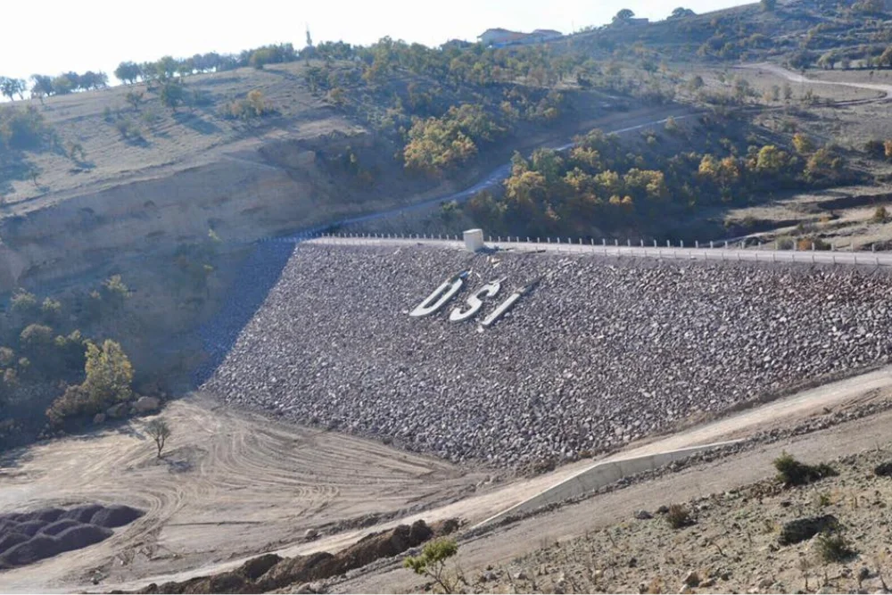 Uşak Merkez Akkeçili Göleti