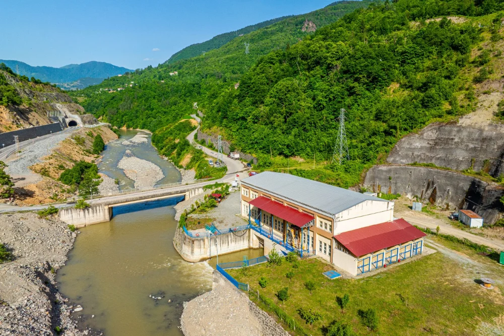 Yayla Regülatörü ve Hidroelektrik Santrali